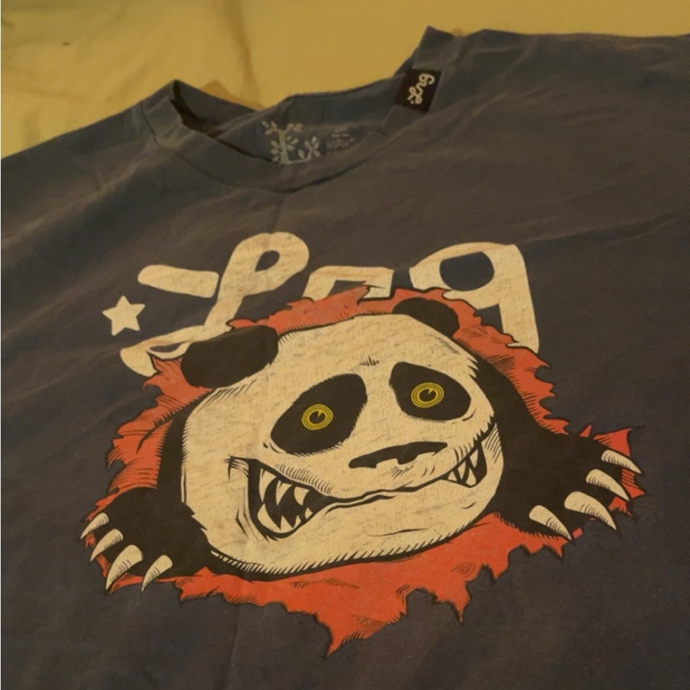 Blue Foreign Panda T-Shirt Size (XXL)arge